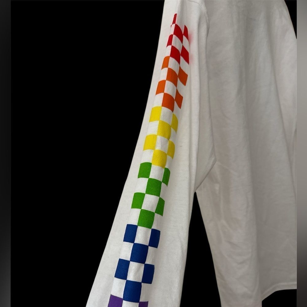Spencer’s Long Sleeve Pride Rainbow Graphic - Picture 4 of 6